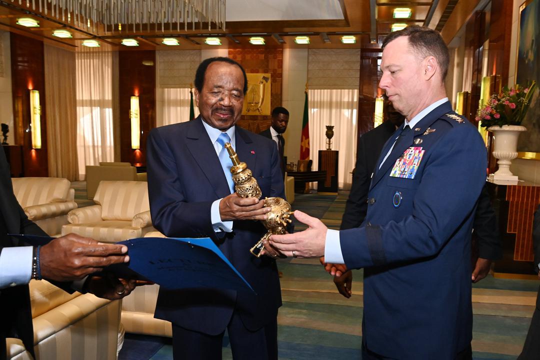 Coopération USA- Cameroun: Tête a tête entre Paul Biya et le Commandant d’ Africom !