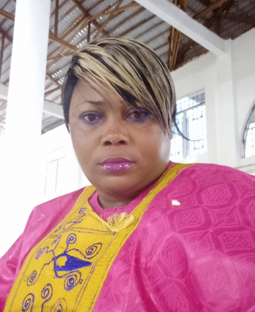 Femmes de Grandeur et d’ Esperance : Solange Edimo sur les traces de Hu Jie ! Femmes de Grandeur et d’ Esperance : Solange Edimo sur les traces de Hu Jie !