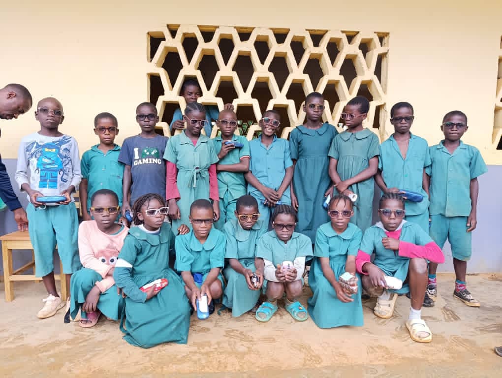 Ngoumou : cité des Lunettes et de l’excellence!